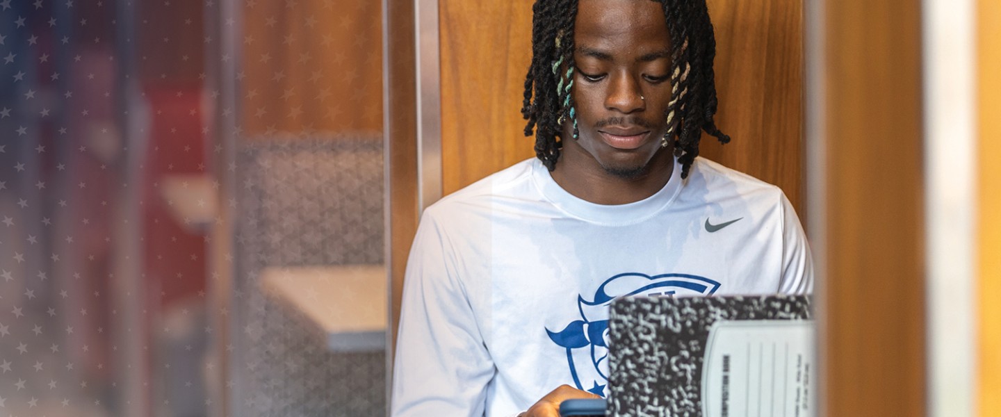 A student studies in the Cumberlands library. 